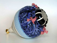 preserving_jar_blue_white